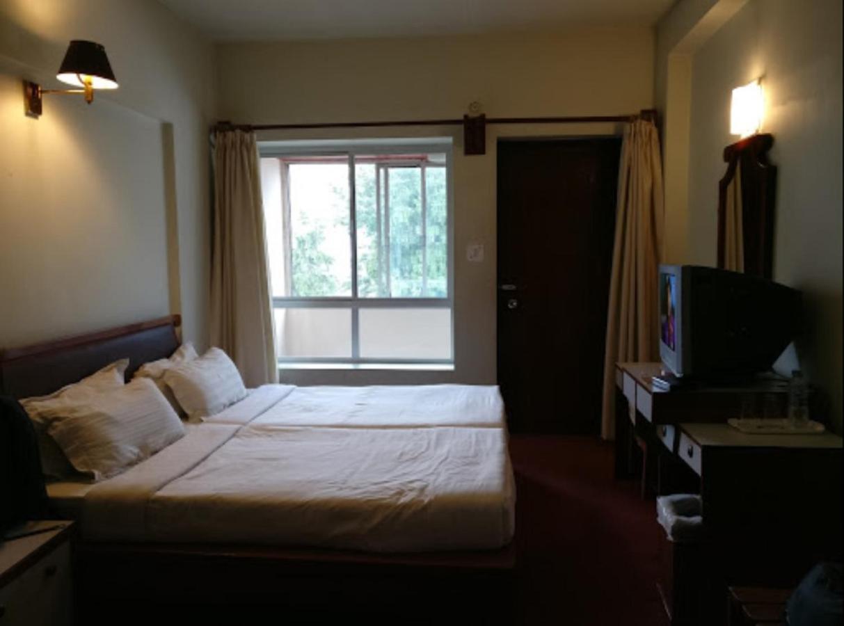 Hotel Japfu Kohima Exterior foto